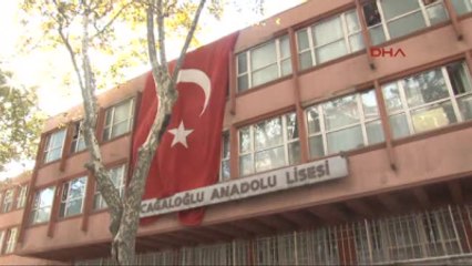 Cağaloğlu Anadolu Lisesi Önünde Proje Okul Eylemi
