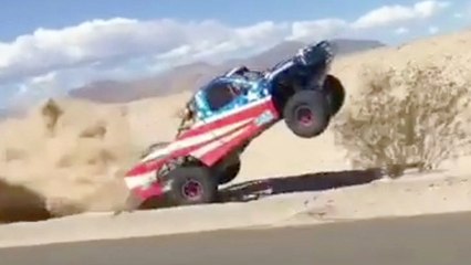 Off-Road Racer Powers Through Rough Landing