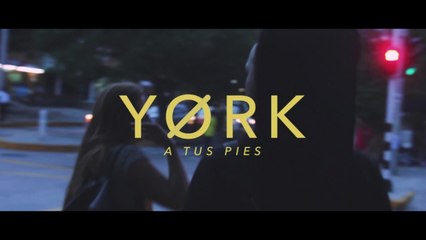 YORK - A Tus Pies (Lyric Video)