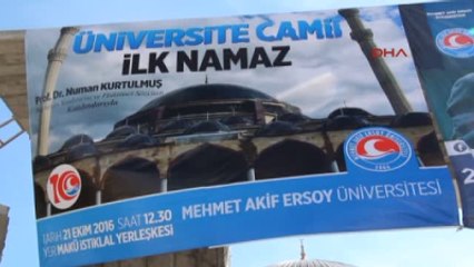 Burdur Makü Camii'nde Ilk Namaz