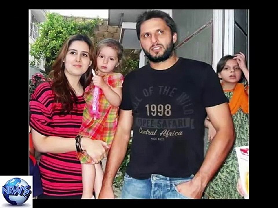 World Cricketers and their Beautiful Wives All couples 2016 Pak and India 2016