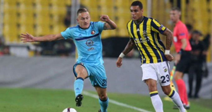 Advocaat 11'e Almayınca, Van Der Wiel Kadrodan Çıkarılmak İstemiş