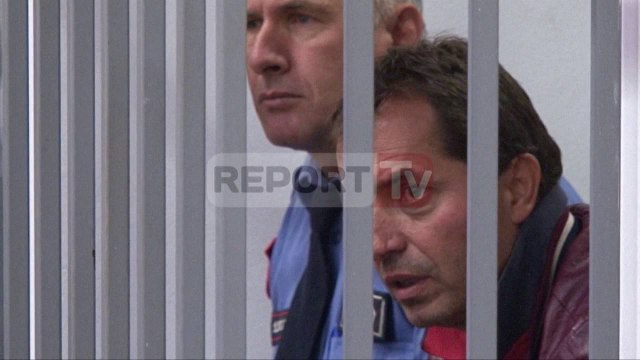 Report TV - 1.3 ton kanabis, flet pronari i magazinës:Po akuzoni pa prova