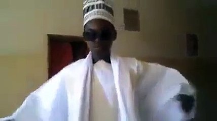 il imite serigne bass abdou khadre à la perfection