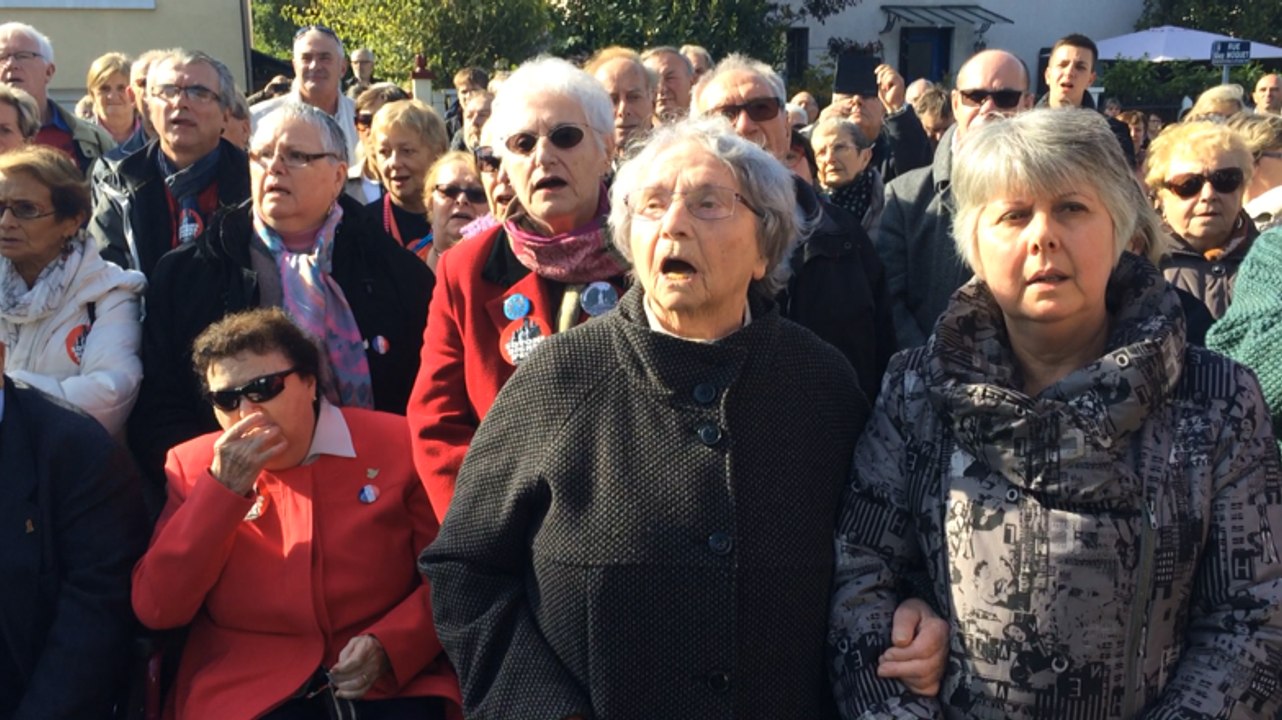 Un joli moment de l'inauguration de la stèle de Choisel