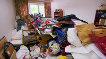 Obsessive Compulsive Cleaners - Professional Cleaner Lives In Messy House