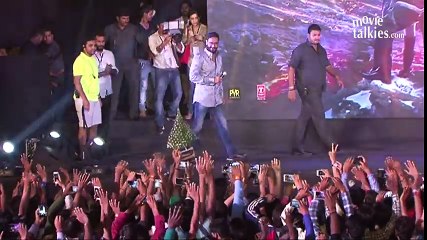 Ajay Devgan's First Scene With Erika Kaar In Shivaay