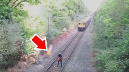 Hombre se salva de morir en las vías