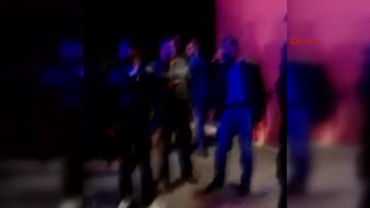 Bingöl'de Zırhlı Polis Aracına Saldırı: 1 Şehit, 6'sı Polis, 10 Yaralı