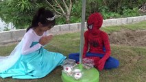 HORROR SPIDERS eating Frozen Elsa vs Spiderman Baby Pink SpiderGirl Joker Family Fun Superhero--Ocpf