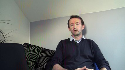 Naked Wallet offers stylishly designed red wallet