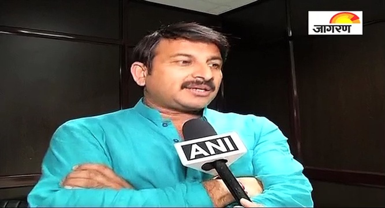 पाक कलाकारों को काम देने वाले निर्माता सेना राह...