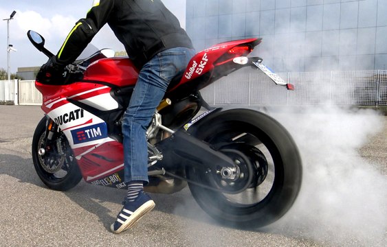 DUCATI 959 PANIGALE MotoGP REPLICA ( VIDEO 4K)