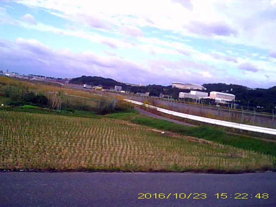 飛行機が見える