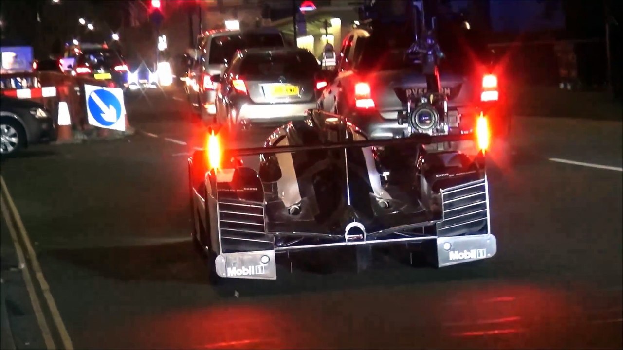 Mark Webber Driving Porsche 919 Le Mans on the road in London! Driving past Big Ben