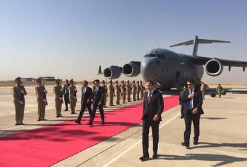 ABD Savunma Bakanı Carter, Erbil'de Barzani ile Görüştü