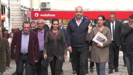 Report TV - Gjirokastër,Rama fton investitorët për rijetëzimin e shtëpive të shkrimtarëve