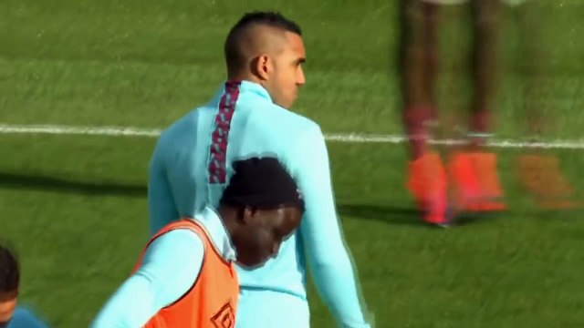 Quand Dimitri Payet jongle avec un chewing Gum