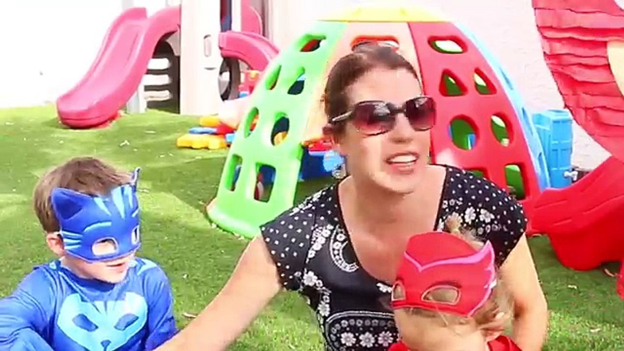 PJ Masks Fight Owlette Pinata IRL Costumes & Gekko, Catboy, Night Ninja & Luna Girl Surprise Toys