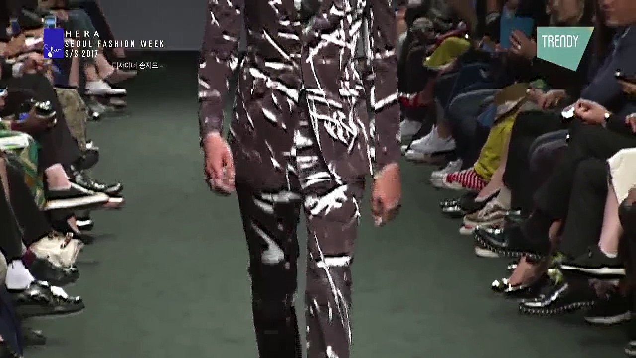 20161019_[TRENDY]2017 S/S SEOUL FASHION WEEK_SONGZIO-JungShin cut