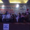 AAP Punjab Dialogue Incharge Kanwar Sandhu discussing Trade, Industry & Transport Manifesto with traders & industrialists at Khana