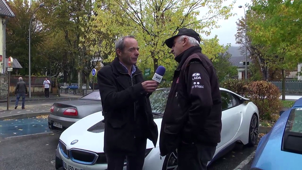 D!CI : Alpes du Sud : La pluie n'a pas arrêté les belles et vieilles voitures du club "Engrenages" de Digne