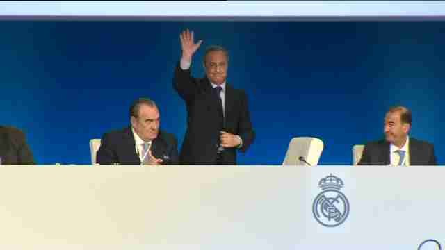 Florentino Pérez presume ante los socios de entrenador y plantilla
