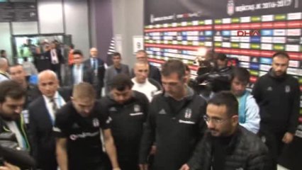 Caner Erkin Koltuk Değneğiyle Stattan Ayrıldı