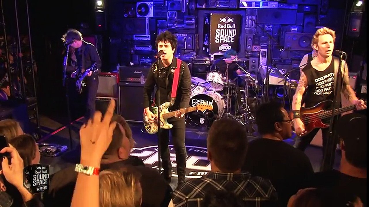 Green day - Basket case - live at KROQ 2016