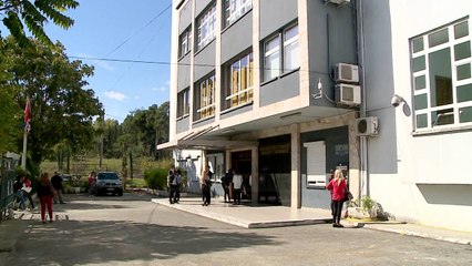 Rruga për në universitet - Top Channel Albania - News - Lajme