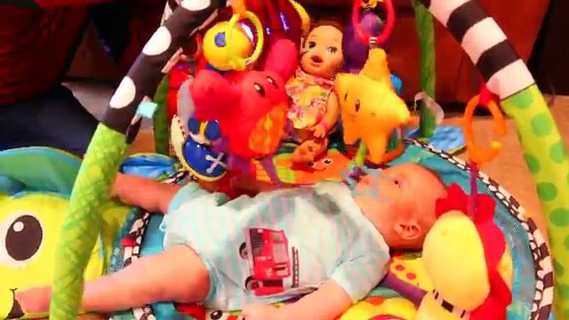 Spiderman Babysitting FAIL Superhero Spider Man IRL Newborn Baby Sitting In Real Life