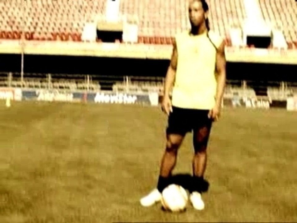 2. Ronaldinho - Freestyle