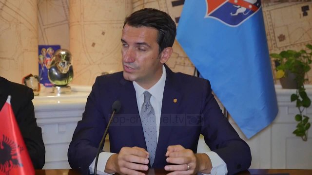 Tirana dhe Shkupi firmosin marrëveshje binjakëzimi - Top Channel Albania - News - Lajme