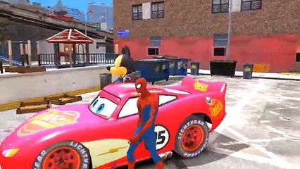 Spiderman samuse avec Elsa de La Reine des Neiges et Woody de Toy Story | Jeu vidéo Pour enfant