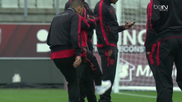 Quand Belhanda jongle avec son chewing gum