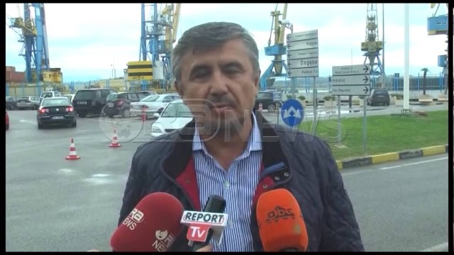 Ora News - Rinis puna në Portin e Durrësit, s’funksiononte terminali i kontenierëve