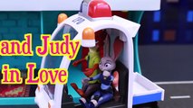 Zootopia Nick & Judy Fall In LOVE ❤❤❤ Disney Zootopia Toys & Movie Parody   Police Station Playset