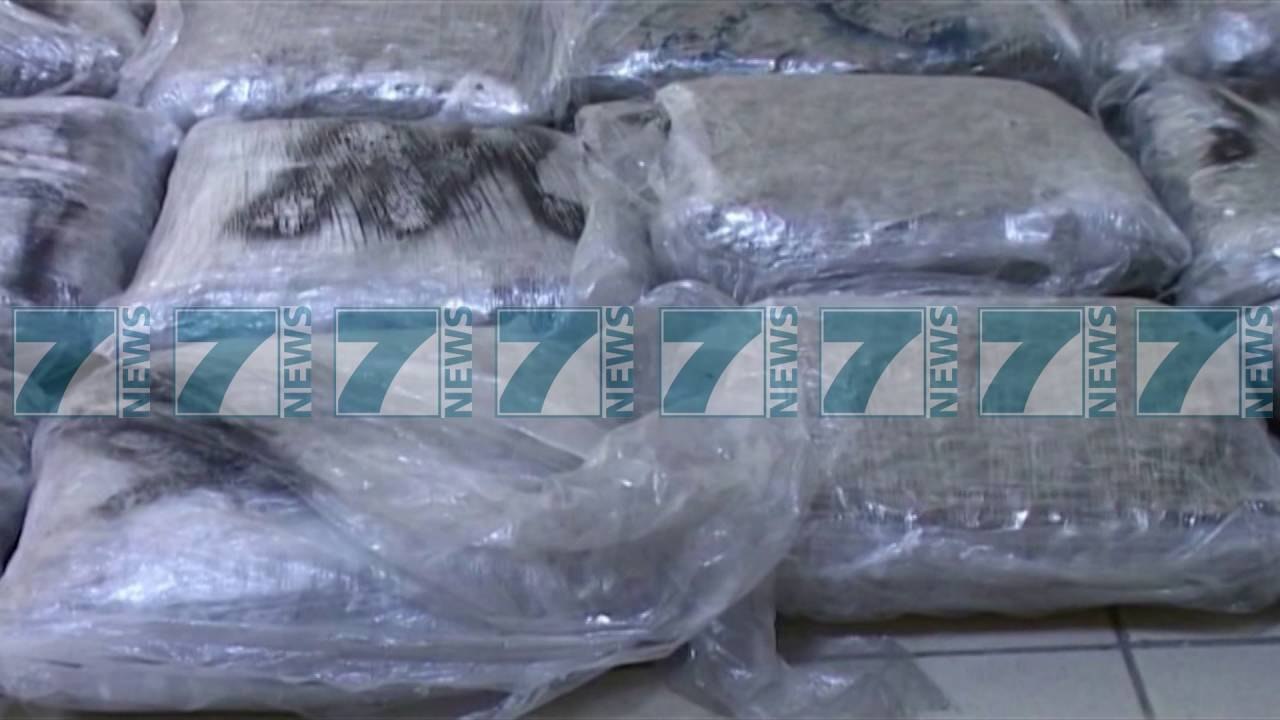KAPEN 20 KILOGRAME KOKAINE NE GREQI - News, Lajme - Kanali 7