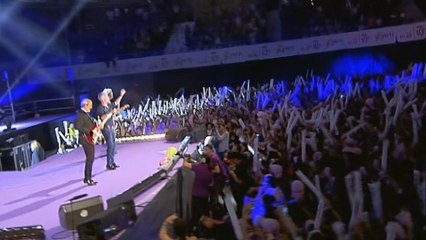 Numerosos artistas cantan 'Por ellas'