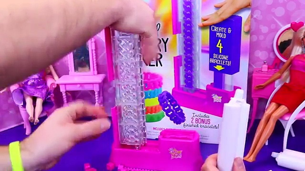 NEW Silicone Molded Jewelry Maker DIY Bracelets for Girls & Teens Dress Up by DisneyCarToys