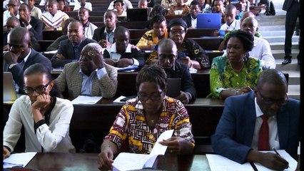 Côte d'Ivoire: Des intellectuels réfléchissent sur l'utilité des réseaux sociauxn
