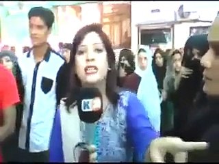 Repórter leva tapa na cara ao confrontar policial