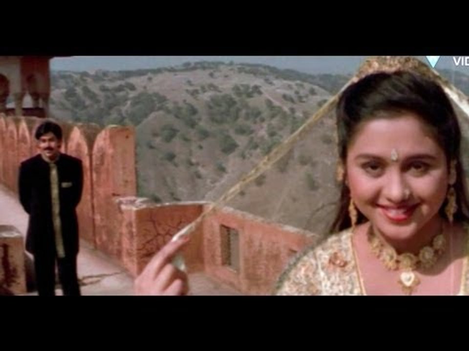 Suswagatham Songs - Ye Swapnalokala - Pawan Kalyan Devayani