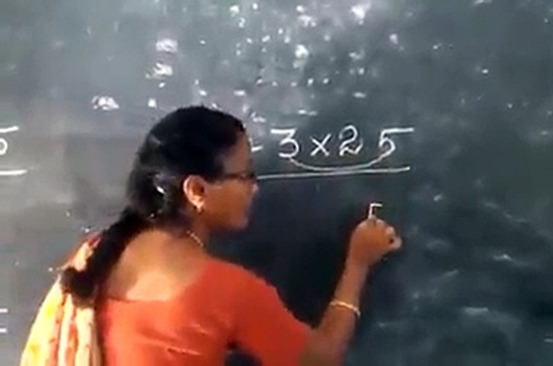 Une prof indienne partage des astuces  de multiplication avec ses élèves
