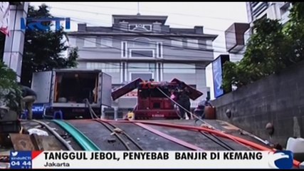 Tanggul Jebol, Penyebab Banjir di Kemang