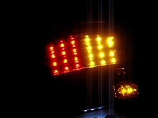 Kawasaki ER-6n - feu led avec cligos intégrés (nuit)