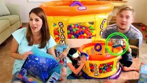 FINDING DORY Giant Surprise Ball Pit HUGE Dory & Nemo Toys Marine Life Institute Swimmers & Games