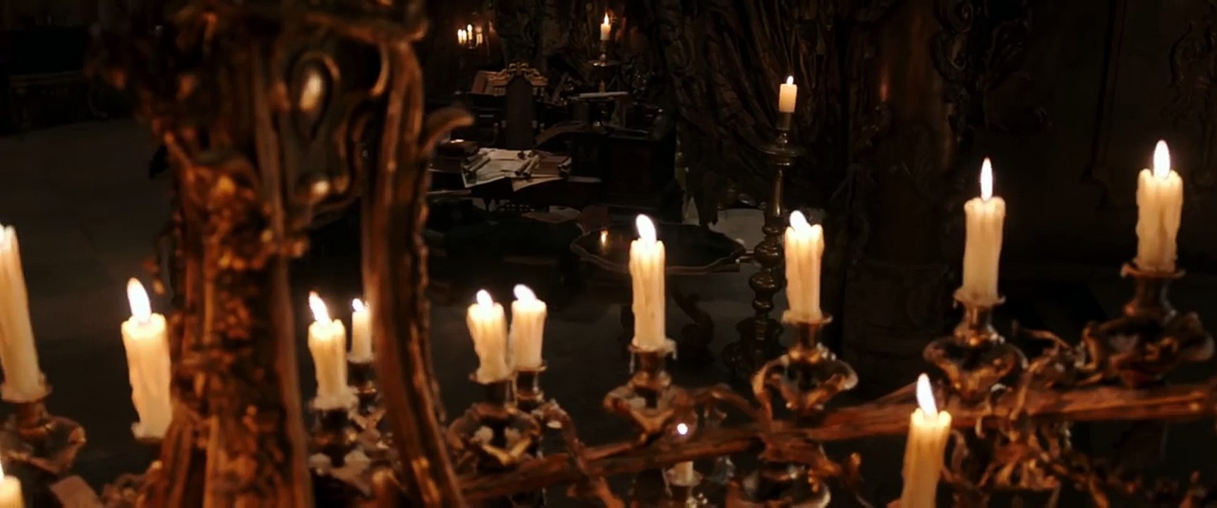 Güzel ve Çirkin (Beauty and the Beast) Türkçe Altyazılı 1. Teaser Fragman-Emma Watson, Disney Filmi