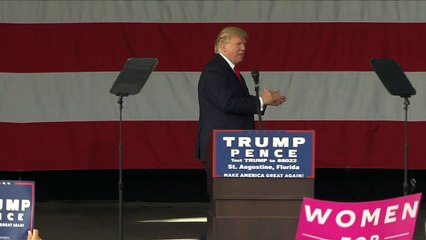 Na Flórida, Trump diz que Hillary cometeu 'crimes'