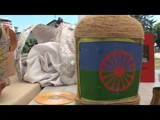 Expozohen veshjet tradicionale të komuniteteve RAE - Lajme